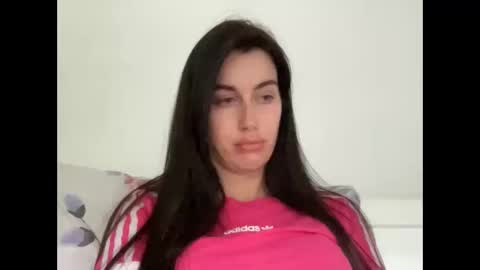 Snapshot of cute_kriss94 chatting on May 2026 04:26:01 PM cute_kriss94 online show from May 2026 04:26:01 PM
