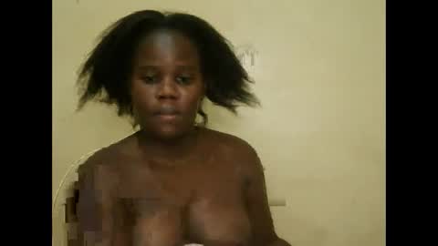 Snapshot of cute_latifah chatting on February 2026 03:48:02 PM cute_latifah online show from February 2026 03:48:02 PM