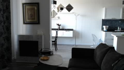 Snapshot of cute_lilia chatting on May 2026 12:01:01 PM Lilia online show from May 2026 12:01:01 PM