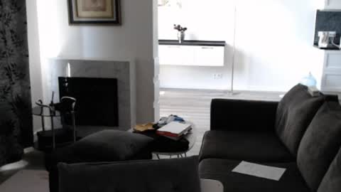 Snapshot of cute_lilia chatting on May 2026 08:32:02 AM Lilia online show from May 2026 08:32:02 AM