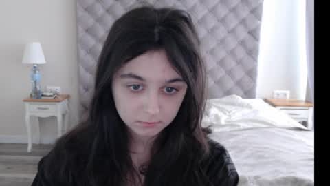 Snapshot of cute_lilia chatting on June 2026 11:23:01 AM Lilia online show from June 2026 11:23:01 AM
