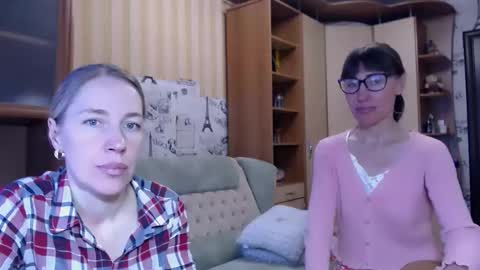 cute_lion_ online show from March 2026 12:33:02 PM