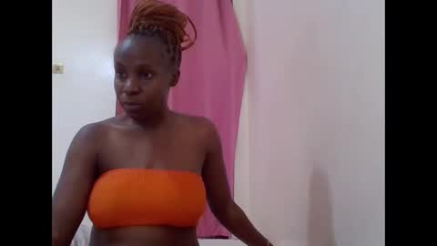 cute_lizah online show from February 2025 11:09:02 AM