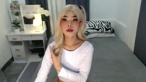 Snapshot of cute_maloi chatting on November 2025 06:56:02 AM Jane online show from November 2025 06:56:02 AM