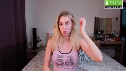 Snapshot of cute_milana chatting on June 2026 01:53:02 PM Milana online show from June 2026 01:53:02 PM