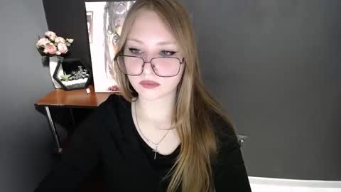 Veronica online show from March 2026 09:37:02 AM