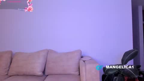 Snapshot of cute_molly18 chatting on January 2026 10:24:02 PM Maria online show from January 2026 10:24:02 PM