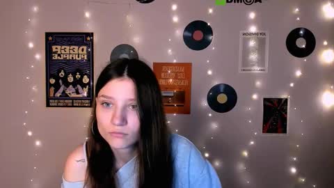 Youre Samanta online show from November 2025 07:40:02 PM