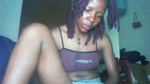 Snapshot of cute_sexy3 chatting on November 2025 07:15:01 PM SHARON online show from November 2025 07:15:01 PM