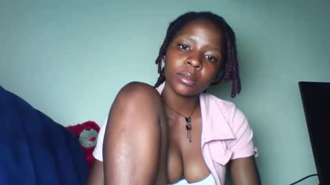 Snapshot of cute_sexy3 chatting on December 2025 10:47:02 PM SHARON online show from December 2025 10:47:02 PM
