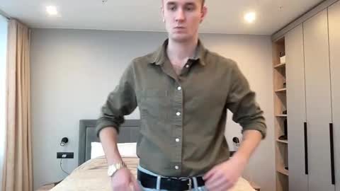 Snapshot of cute_skywalker chatting on November 2025 12:05:01 PM cute_skywalker online show from November 2025 12:05:01 PM