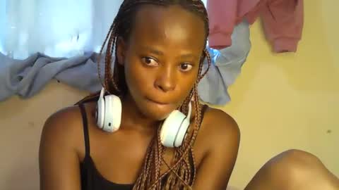 Snapshot of cute_sonny chatting on November 2025 06:23:01 AM cute_sonny online show from November 2025 06:23:01 AM