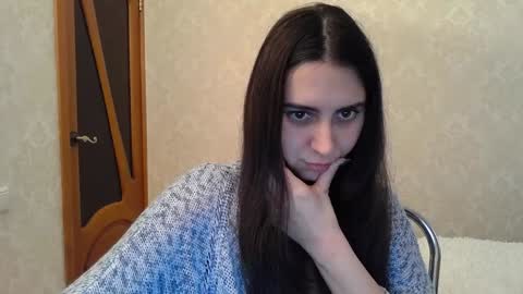 cute_strawberry_ online show from December 2024 07:13:02 AM