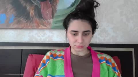 cute_strawberry_ online show from March 2025 12:59:02 PM