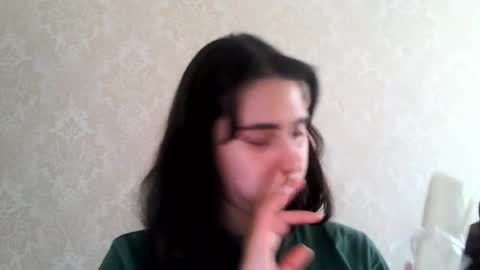 cute_strawberry_ online show from October 2025 07:58:02 AM