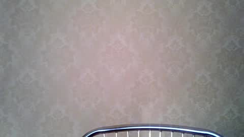 cute_strawberry_ online show from October 2025 06:52:02 PM