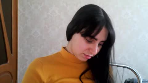 cute_strawberry_ online show from October 2025 09:43:02 AM