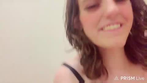 Snapshot of cutealisandra chatting on June 2026 01:28:02 AM cutealisandra online show from June 2026 01:28:02 AM