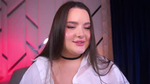 Amber online show from March 2025 02:01:02 AM