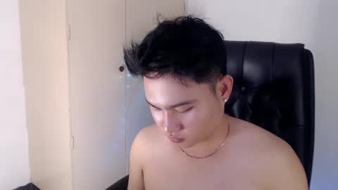 cuteasianlee online show from February 2026 10:26:01 PM