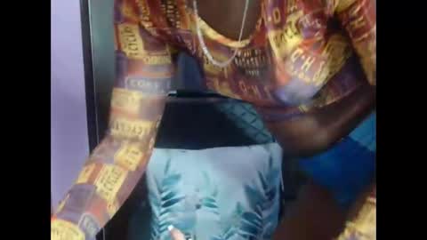 Snapshot of cutebuu chatting on November 2025 09:33:02 AM cutebuu online show from November 2025 09:33:02 AM