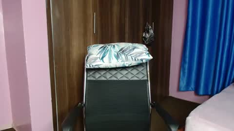 Snapshot of cutebuu chatting on November 2025 05:06:02 PM cutebuu online show from November 2025 05:06:02 PM