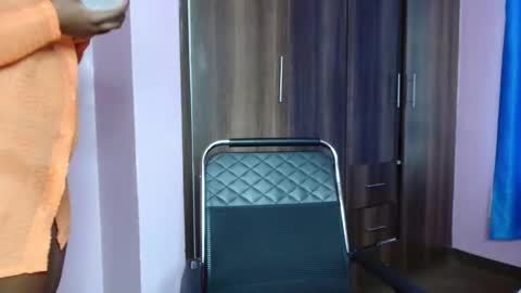 Snapshot of cutebuu chatting on December 2025 10:24:01 AM cutebuu online show from December 2025 10:24:01 AM