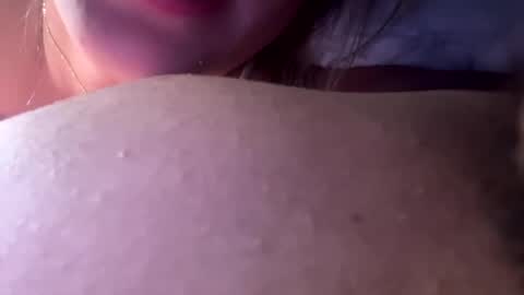 Snapshot of cutecouple20001 chatting on February 2025 02:33:01 AM cutecouple20001 online show from February 2025 02:33:01 AM