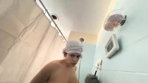 loveolots online show from November 2025 11:48:02 PM