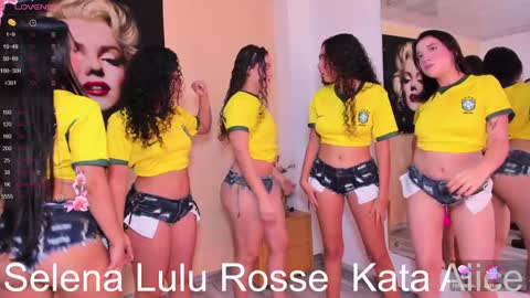 Snapshot of cutee_world chatting on February 2026 02:07:02 AM moderator JAZMIN my team is Abby RachelMia online show from February 2026 02:07:02 AM