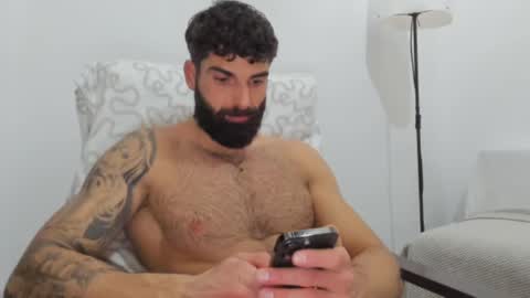 cuteeboy online show from February 2025 09:26:02 PM