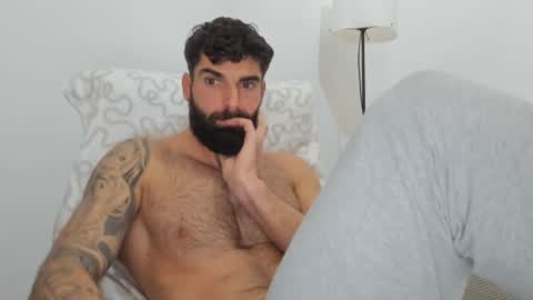 cuteeboy online show from February 2025 01:16:01 PM