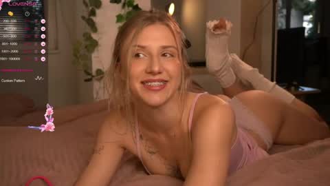Alina online show from May 2026 04:29:02 AM