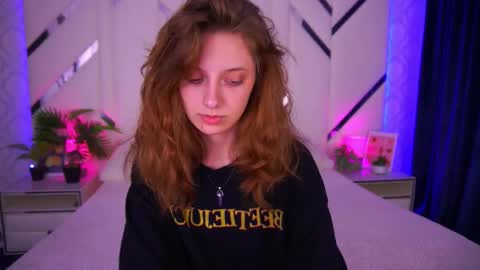 Snapshot of cuteefoxy chatting on October 2025 01:29:01 PM Foxy online show from October 2025 01:29:01 PM