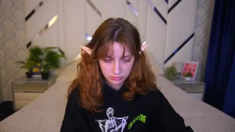 Snapshot of cuteefoxy chatting on October 2025 03:02:02 PM Foxy online show from October 2025 03:02:02 PM