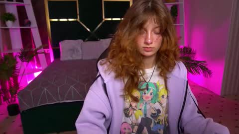 Snapshot of cuteefoxy chatting on November 2025 02:34:02 PM Foxy online show from November 2025 02:34:02 PM