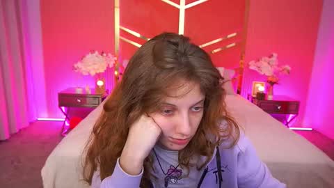 Snapshot of cuteefoxy chatting on December 2025 01:50:02 PM Foxy online show from December 2025 01:50:02 PM