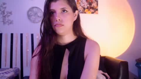 haome online show from December 2025 08:59:01 PM