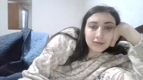 cutekattie online show from March 2026 04:18:01 AM
