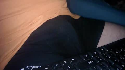 Snapshot of cuteman88 chatting on November 2025 09:25:02 PM Cuteman online show from November 2025 09:25:02 PM