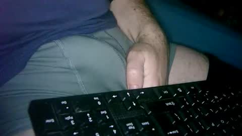 Snapshot of cuteman88 chatting on December 2025 10:18:02 PM Cuteman online show from December 2025 10:18:02 PM