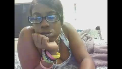 Snapshot of cuteshotkiki chatting on November 2025 09:41:02 PM mary mack online show from November 2025 09:41:02 PM