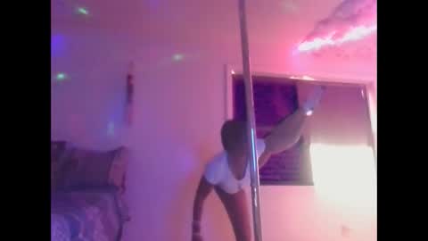 Snapshot of cuteshotkiki chatting on December 2025 04:59:02 PM mary mack online show from December 2025 04:59:02 PM