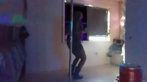 Snapshot of cuteshotkiki chatting on February 2026 04:58:02 PM mary mack online show from February 2026 04:58:02 PM