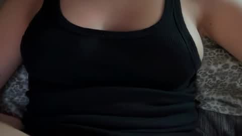 Snapshot of cutetinycat chatting on June 2026 11:24:02 PM cutetinycat online show from June 2026 11:24:02 PM