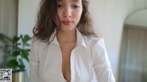 Snapshot of cutie18_angel chatting on July 2026 08:22:02 PM angela online show from July 2026 08:22:02 PM