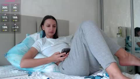 Snapshot of cutie_and_sexy chatting on June 2026 05:32:02 AM Alisa online show from June 2026 05:32:02 AM