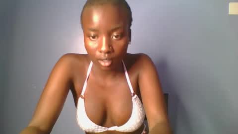 cutie_choco online show from September 2025 05:57:02 PM