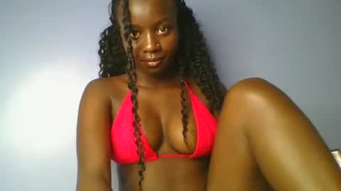 cutie_choco online show from March 2026 12:32:01 PM