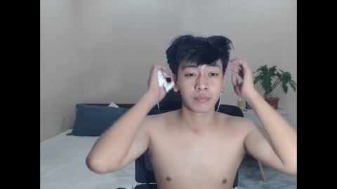 Snapshot of cutie_cumshow chatting on November 2025 02:54:01 AM Neil Taylor online show from November 2025 02:54:01 AM